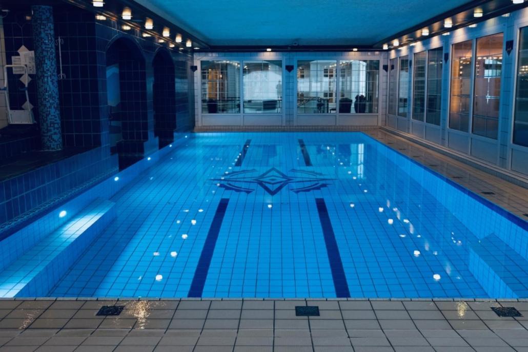 גיילו Dr. Holms Hotel מראה חיצוני תמונה