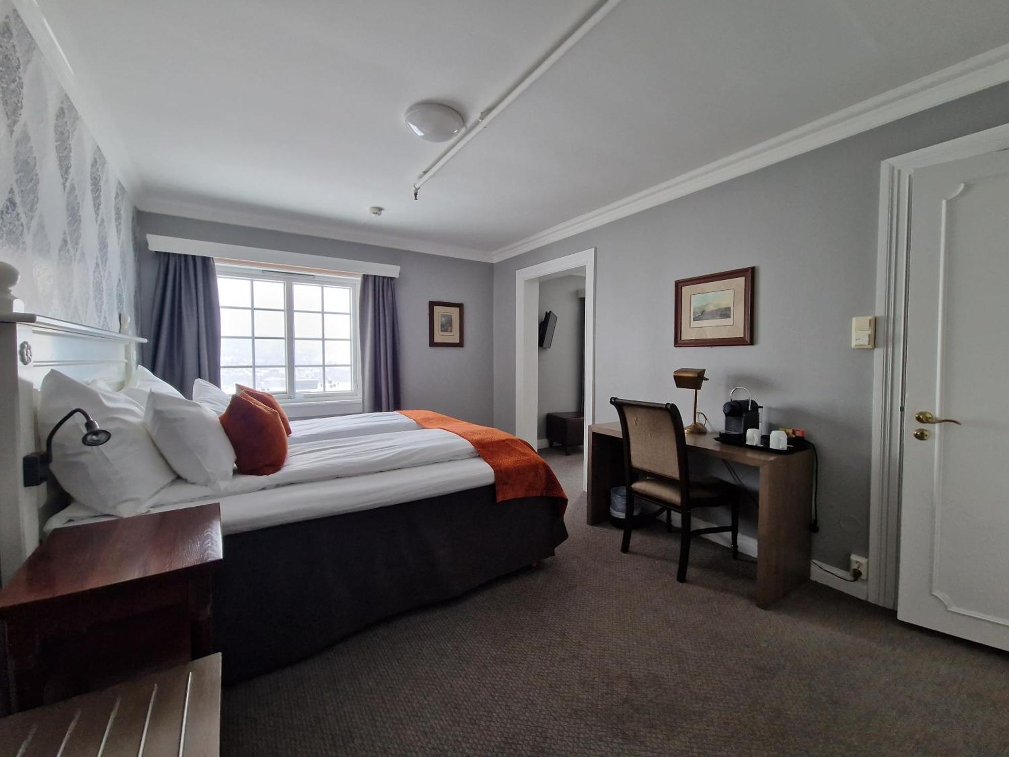 גיילו Dr. Holms Hotel מראה חיצוני תמונה