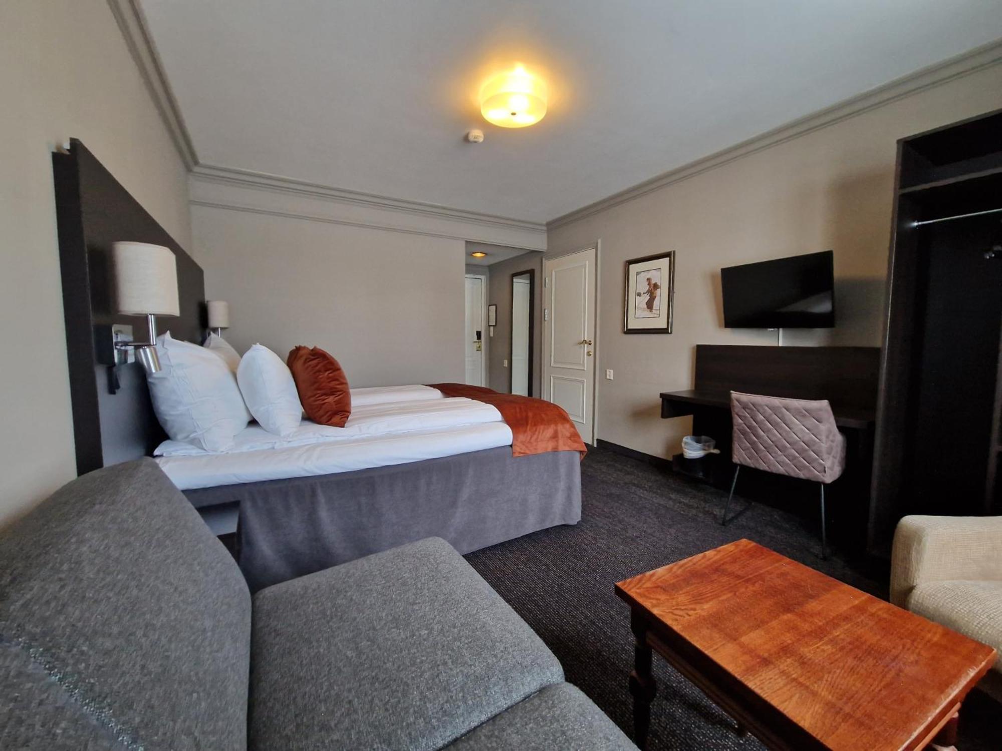 גיילו Dr. Holms Hotel מראה חיצוני תמונה