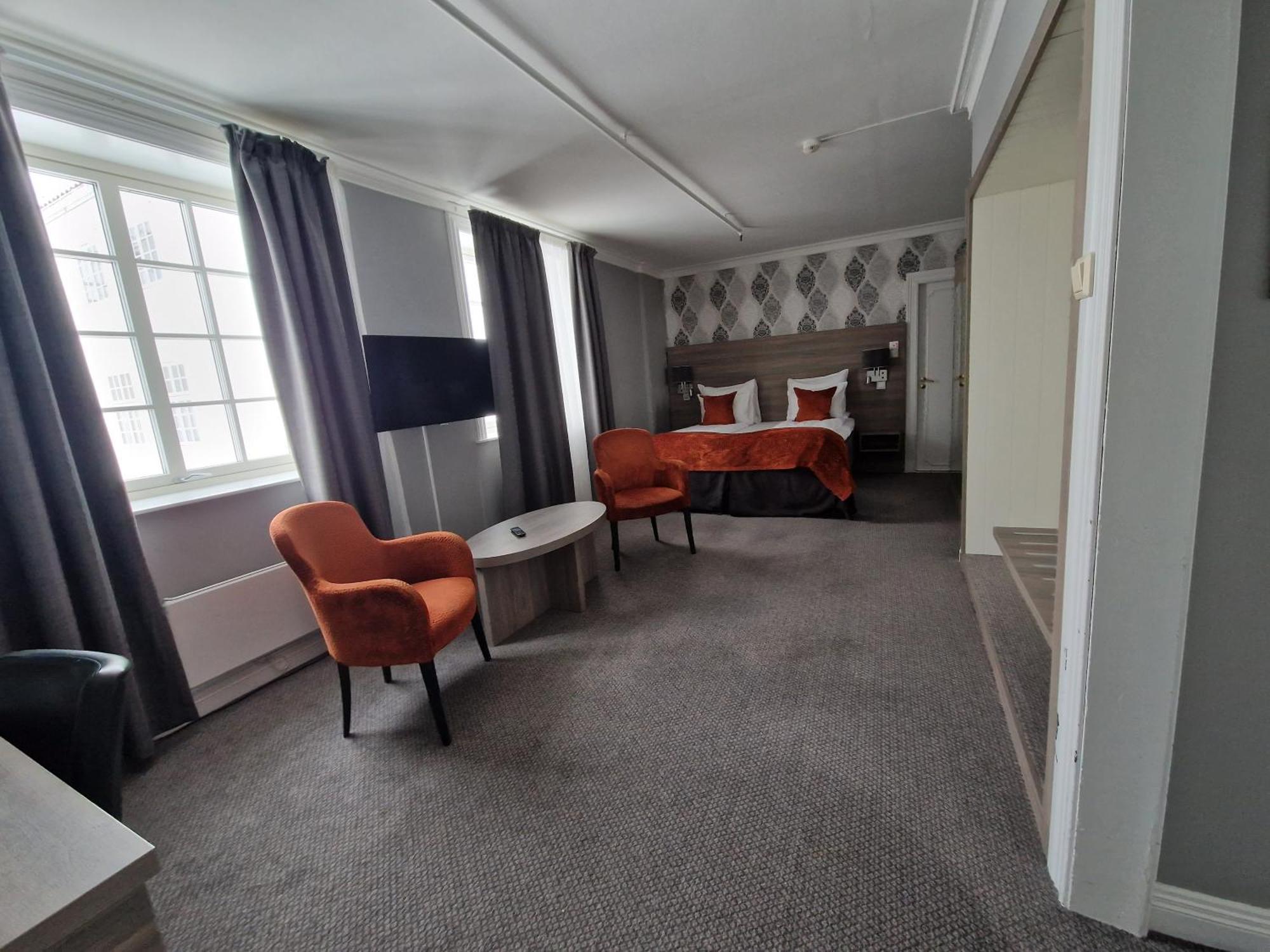 גיילו Dr. Holms Hotel מראה חיצוני תמונה
