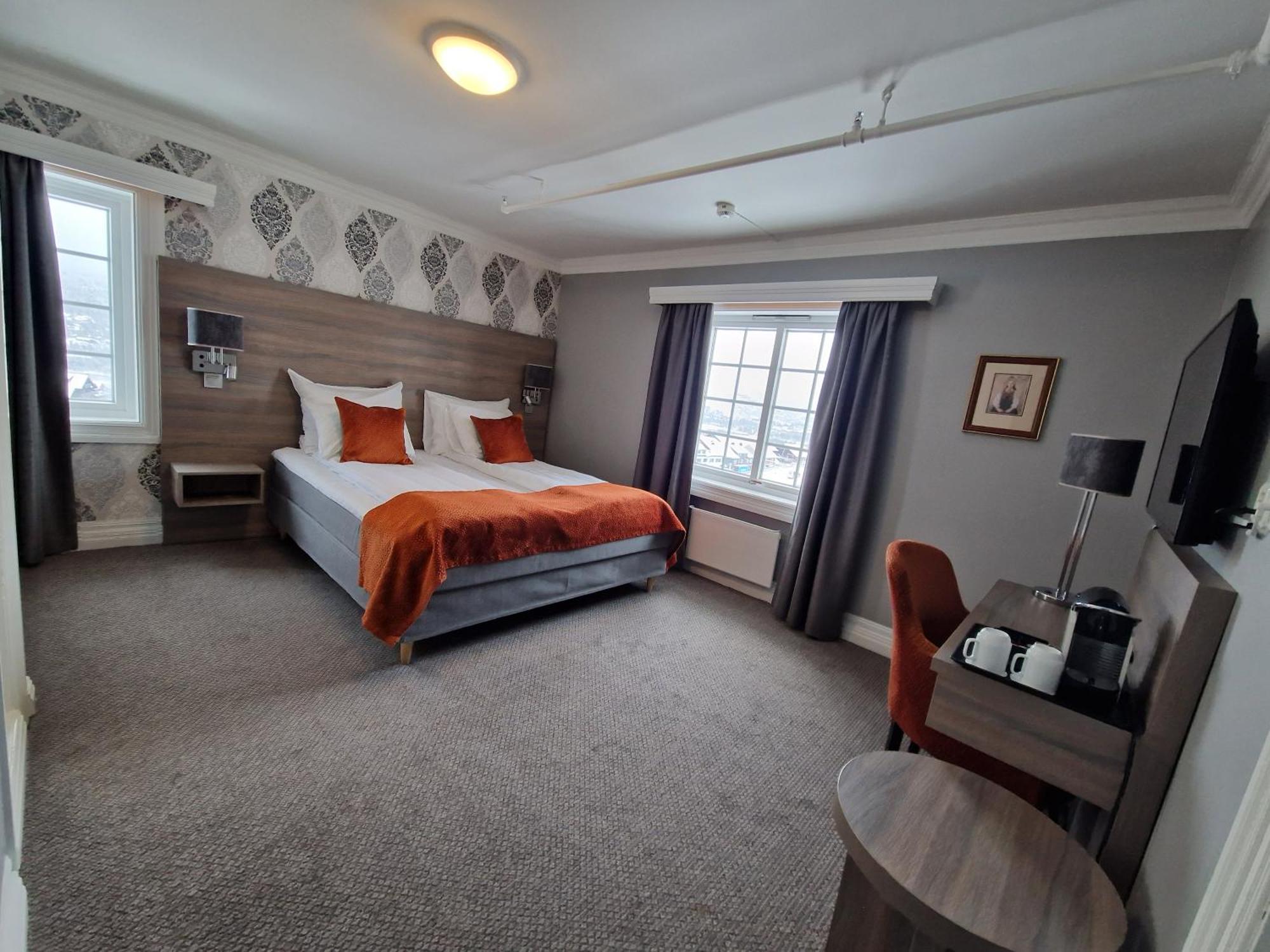 גיילו Dr. Holms Hotel מראה חיצוני תמונה